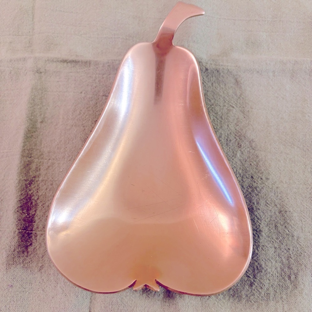 Vintage MCM Gold Tone Pear Trinket Dish Everlast Aluminum‎